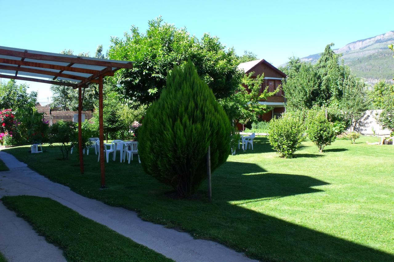Hotel Luz De Luna El Bolsón Buitenkant foto